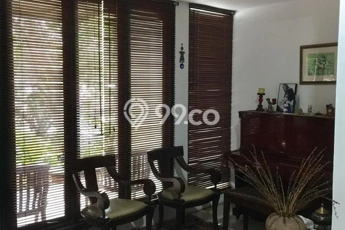 Rumah Luxury Modern Tanpa Renovasi di Pondok Pucung Tangerang Rumah Luxury Modern Tanpa Renovasi di Pondok Pucung Tangerang
