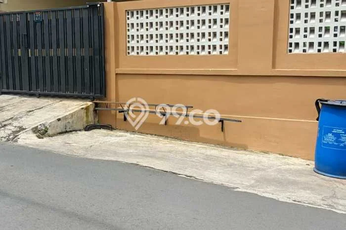 Dijual Kost di Kawasan Semarang Tengah, Semarang, Spesifikasi 0 KT, 10 KM, 238m2 Dijual Kost di Kawasan Semarang Tengah, Semarang, Spesifikasi 0 KT, 10 KM, 238m2