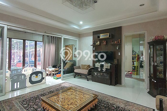 Dijual Rumah Luas Elegan Dengan View Eksklusif di Bintaro, Jakarta Selatan Dijual Rumah Luas Elegan Dengan View Eksklusif di Bintaro, Jakarta Selatan