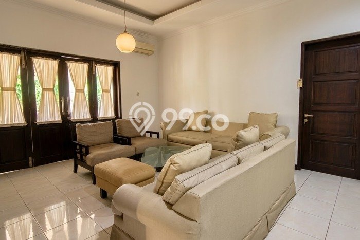 Jual Rumah Luas Elegan Dengan View Cantik di Bintaro, Tangerang Selatan Jual Rumah Luas Elegan Dengan View Cantik di Bintaro, Tangerang Selatan