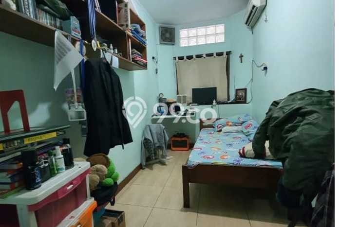 Hunian Nyaman Asri 4 KT Siap Huni di Graha Raya Bintaro Tangerang Selatan Hunian Nyaman Asri 4 KT Siap Huni di Graha Raya Bintaro Tangerang Selatan