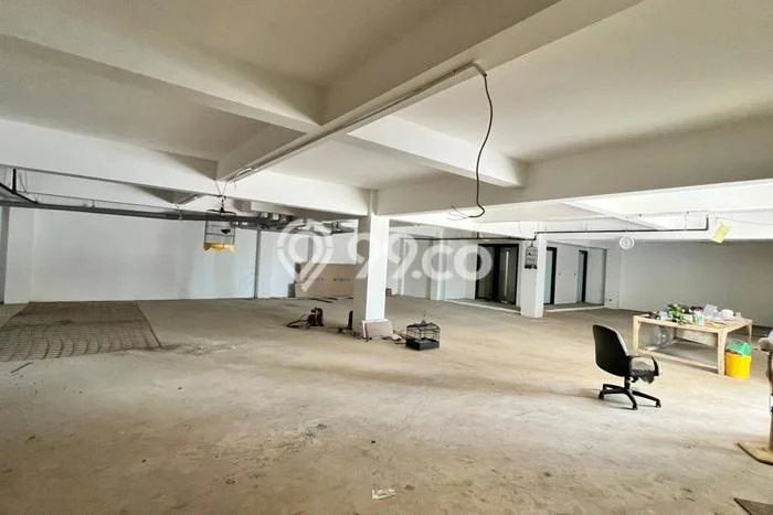Disewakan Kantor di Kawasan Ramai Krukut Luas 1235m2 Disewakan Kantor di Kawasan Ramai Krukut Luas 1235m2
