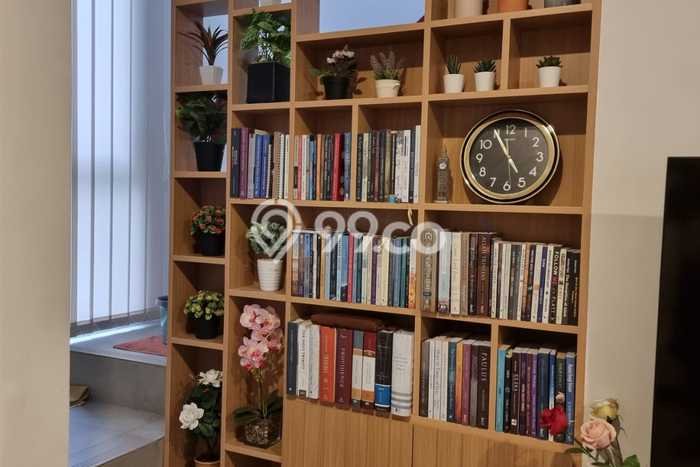 Rumah Modern Minimalis 4 Kamar Siap Huni di BSD Rumah Modern Minimalis 4 Kamar Siap Huni di BSD