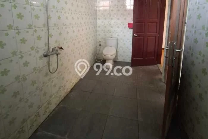 Rumah Luxury Modern Tanpa Renovasi di Rawamangun Jakarta Timur Rumah Luxury Modern Tanpa Renovasi di Rawamangun Jakarta Timur