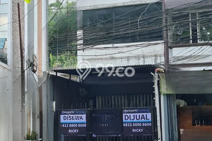 Ruko Dijual di Prime Area Jakarta Barat Luas 110m2 Ruko Dijual di Prime Area Jakarta Barat Luas 110m2