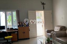 Rumah Elit Modern Siap Huni di Pluit Jakarta Utara Rumah Elit Modern Siap Huni di Pluit Jakarta Utara