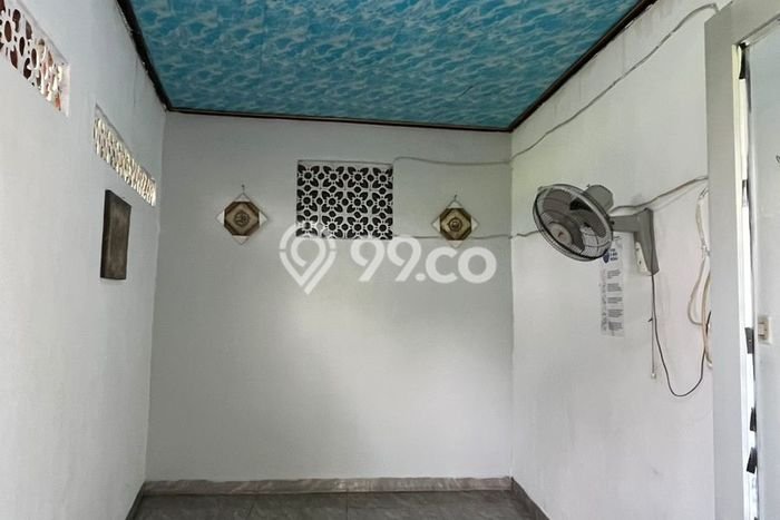 Unit Komersial Dijual di Karawang Barat Karawang Luas Tanah 1850m2, Luas Bangunan 300m2 Unit Komersial Dijual di Karawang Barat Karawang Luas Tanah 1850m2, Luas Bangunan 300m2