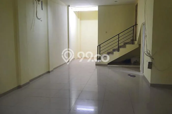 Ruko untuk Disewa di Pusat Jakarta Utara Luas Bangunan 190m2 Ruko untuk Disewa di Pusat Jakarta Utara Luas Bangunan 190m2
