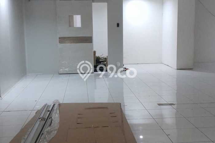 Ruko Bagus Dijual LB 624m2 Lokasi Strategis Jakarta Selatan Area Cocok untuk Bisnis Ruko Bagus Dijual LB 624m2 Lokasi Strategis Jakarta Selatan Area Cocok untuk Bisnis