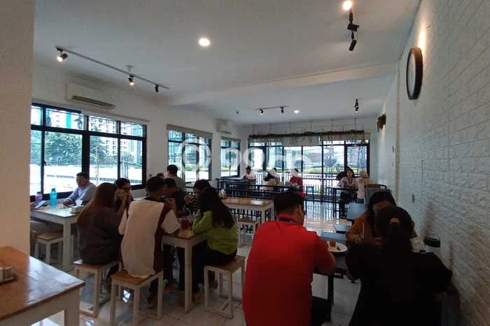 Unit Komersial Dijual di Kebayoran Baru Jakarta Selatan Luas Tanah 1100m2, Luas Bangunan 1100m2 Unit Komersial Dijual di Kebayoran Baru Jakarta Selatan Luas Tanah 1100m2, Luas Bangunan 1100m2