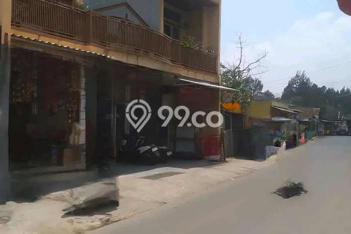 Ruko Dijual di Prime Area Bandung Luas 300m2 Ruko Dijual di Prime Area Bandung Luas 300m2