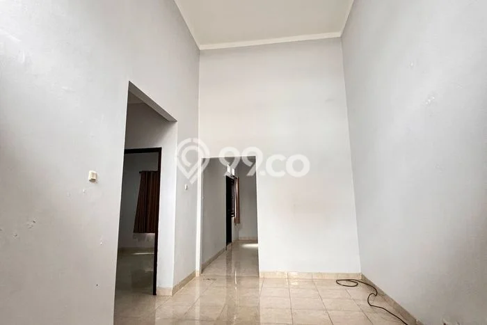 Rumah Luas Asri 2 KT Siap Huni di Graha Raya Bintaro Tangerang Selatan Rumah Luas Asri 2 KT Siap Huni di Graha Raya Bintaro Tangerang Selatan