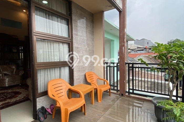 Jual Rumah Bagus Siap Huni LB 130m2 di Serpong Utara, Tangerang Selatan Jual Rumah Bagus Siap Huni LB 130m2 di Serpong Utara, Tangerang Selatan