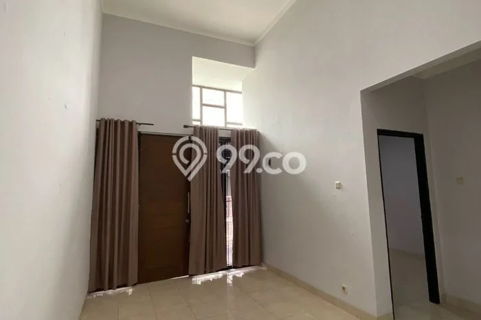 Rumah Luas Asri 2 KT Siap Huni di Graha Raya Bintaro Tangerang Selatan Rumah Luas Asri 2 KT Siap Huni di Graha Raya Bintaro Tangerang Selatan