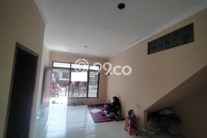 Dijual Cepat Rumah Favorit Siap Huni LB 180m2 di Cimahi Selatan, Cimahi Dijual Cepat Rumah Favorit Siap Huni LB 180m2 di Cimahi Selatan, Cimahi