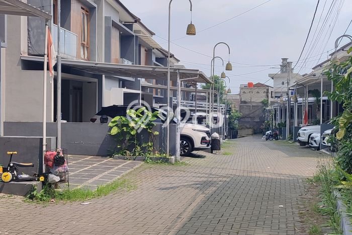 Rumah Modern 3 Kamar LT 103m2 di Sariwangi Rumah Modern 3 Kamar LT 103m2 di Sariwangi