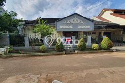 Rumah Elit Modern Tanpa Renovasi di Cirendeu Jakarta Selatan Rumah Elit Modern Tanpa Renovasi di Cirendeu Jakarta Selatan
