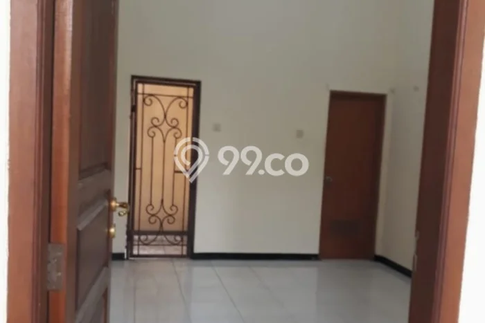 Hunian Mewah Dijual LT 200m2 di Pesanggrahan, Jakarta Selatan Hunian Mewah Dijual LT 200m2 di Pesanggrahan, Jakarta Selatan