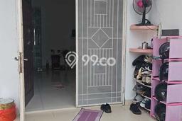 Ready to Use! Luxury House LT 200m2 Desain Elegan di Pluit Ready to Use! Luxury House LT 200m2 Desain Elegan di Pluit