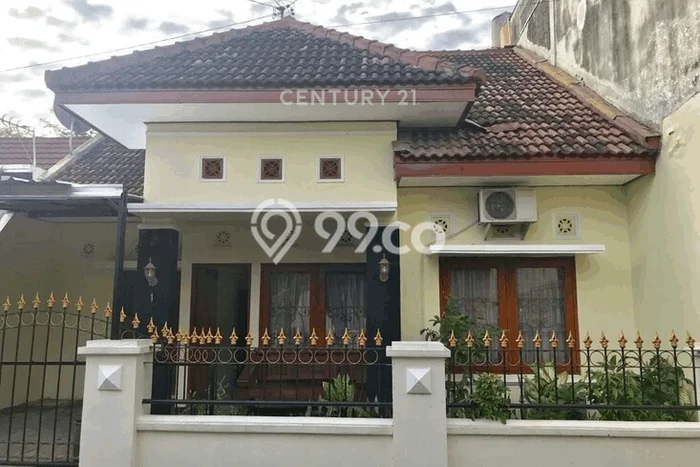EXCLUSIVE HOME! Rumah area Godean, 3 KT, Design Minimalis, LT 135m² Bangunan 100m² EXCLUSIVE HOME! Rumah area Godean, 3 KT, Design Minimalis, LT 135m² Bangunan 100m²
