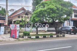 Disewakan! Rumah 6 Kamar Tidur &
3 Kamar Mandi di Bantul, Yogyakarta Disewakan! Rumah 6 Kamar Tidur &
3 Kamar Mandi di Bantul, Yogyakarta