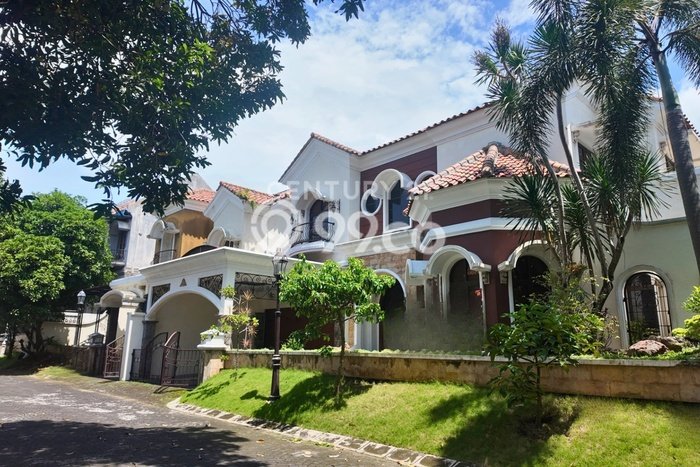 Rumah Sewa Yogyakarta LT 300m2 LB 280m2 Kawasan Maguwoharjo Rumah Sewa Yogyakarta LT 300m2 LB 280m2 Kawasan Maguwoharjo