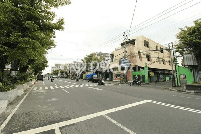 Ruko Dijual Lokasi Emas di Ngampilan Luas 441m2 Ruko Dijual Lokasi Emas di Ngampilan Luas 441m2