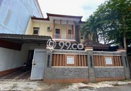 Ready to Use! Premium House LT 200m2 Desain Modern di Condong Catur Ready to Use! Premium House LT 200m2 Desain Modern di Condong Catur