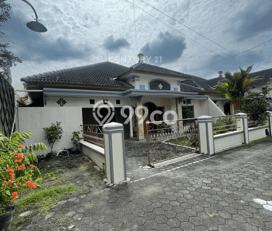 Hunian Nyaman Asri 4 KT Siap Pakai di Minomartani Yogyakarta Hunian Nyaman Asri 4 KT Siap Pakai di Minomartani Yogyakarta