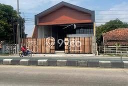 Area Strategis! Disewakan Gudang Lokasi Kramat, Tegal Cocok untuk Bisnis Area Strategis! Disewakan Gudang Lokasi Kramat, Tegal Cocok untuk Bisnis