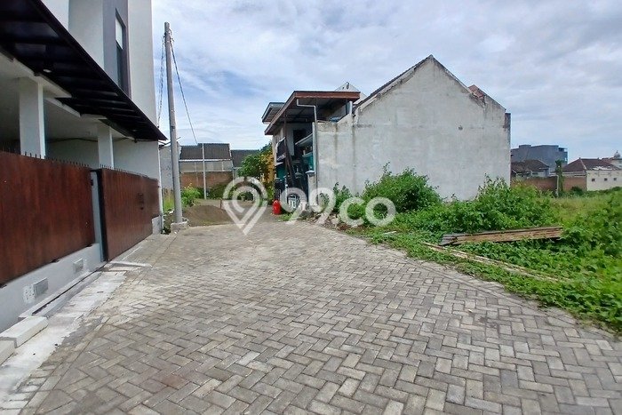 Kost untuk Dijual di Merjosari Punya 10 Kamar Kost untuk Dijual di Merjosari Punya 10 Kamar