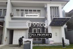 Jual Rumah Mewah Elegan Dengan View Eksklusif di Kota Wisata, Jakarta Timur Jual Rumah Mewah Elegan Dengan View Eksklusif di Kota Wisata, Jakarta Timur