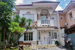 Rumah Modern 3 KT di Kota Wisata Jakarta Timur Unfurnished Rumah Modern 3 KT di Kota Wisata Jakarta Timur Unfurnished