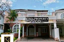 Rumah Luxury Modern Tanpa Renovasi di Kota Wisata Jakarta Timur Rumah Luxury Modern Tanpa Renovasi di Kota Wisata Jakarta Timur