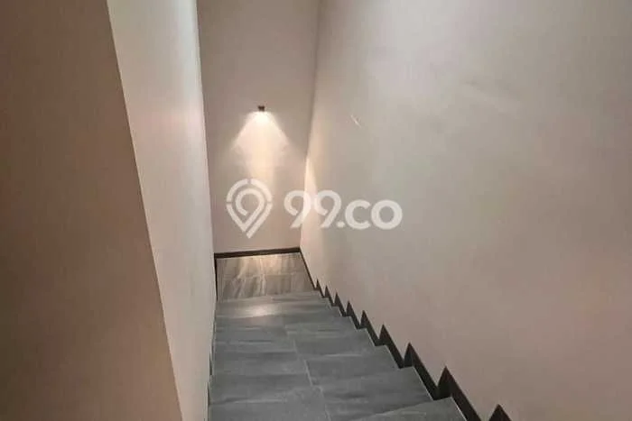 Kos-kosan Dijual di Senen, Jakarta Pusat dengan 43 Kamar Tidur, 43 Kamar Mandi Kos-kosan Dijual di Senen, Jakarta Pusat dengan 43 Kamar Tidur, 43 Kamar Mandi