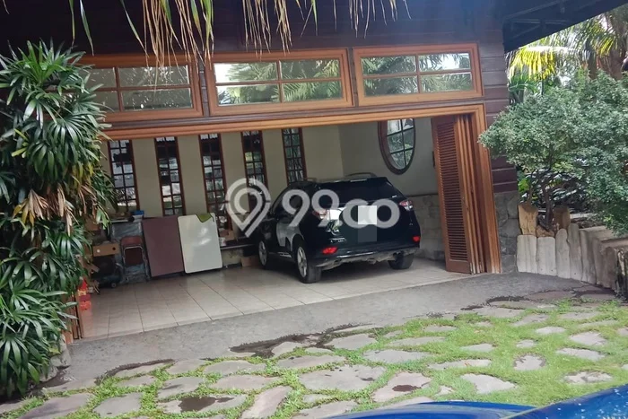 Rumah Elit Modern Siap Huni di Semolowaru Surabaya Rumah Elit Modern Siap Huni di Semolowaru Surabaya