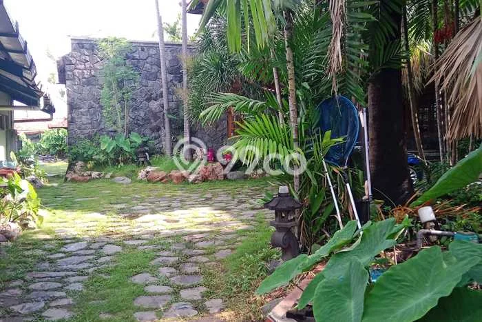 Rumah Elit Modern Siap Huni di Semolowaru Surabaya Rumah Elit Modern Siap Huni di Semolowaru Surabaya