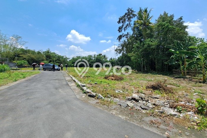 Tanah Dijual Area Strategis di Maguwoharjo Yogyakarta 99m2 Tanah Dijual Area Strategis di Maguwoharjo Yogyakarta 99m2