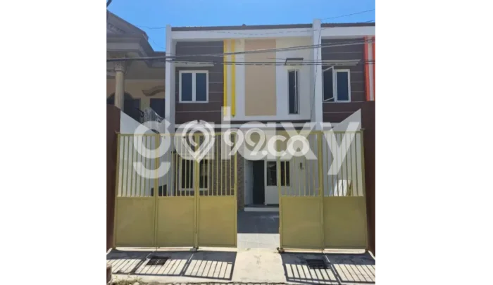 Dijual Cepat Rumah Favorit Siap Huni LB 200m2 di Mulyorejo, Surabaya Dijual Cepat Rumah Favorit Siap Huni LB 200m2 di Mulyorejo, Surabaya