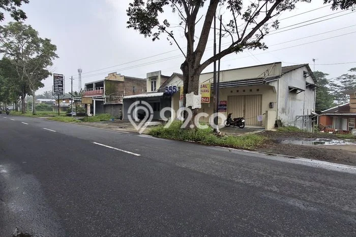 FOR SALE! Ruko di Mertoyudan Magelang, LT 135m2, LB 135m2 FOR SALE! Ruko di Mertoyudan Magelang, LT 135m2, LB 135m2