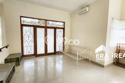 Siap Huni Hunian Elit 4 Kamar di Ngaglik Dekat ke Mana Saja Siap Huni Hunian Elit 4 Kamar di Ngaglik Dekat ke Mana Saja
