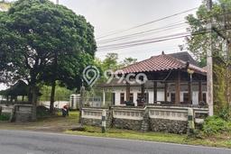 Vila Kawasan , Luas 400m2m², Dekat Mudah Fasilitas Umum Vila Kawasan , Luas 400m2m², Dekat Mudah Fasilitas Umum