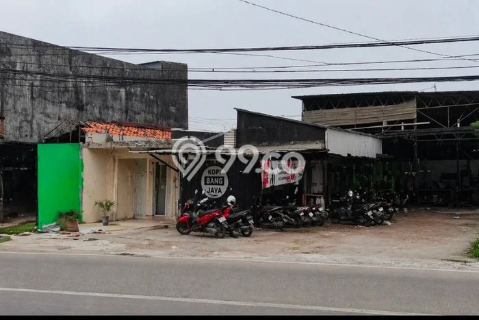Tanah Disewakan Lokasi Bekasi Seluas 1300m2 Strategis dan Aman Tanah Disewakan Lokasi Bekasi Seluas 1300m2 Strategis dan Aman