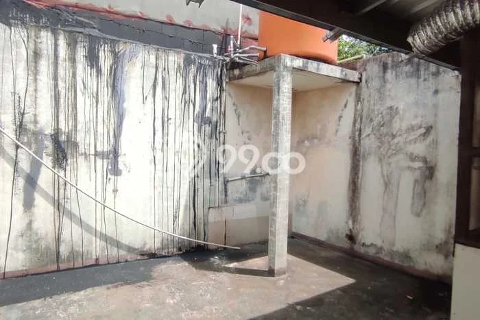 Disewakan! Rumah 5 Kamar Tidur &
2 Kamar Mandi di Rawamangun, Jakarta Timur Disewakan! Rumah 5 Kamar Tidur &
2 Kamar Mandi di Rawamangun, Jakarta Timur
