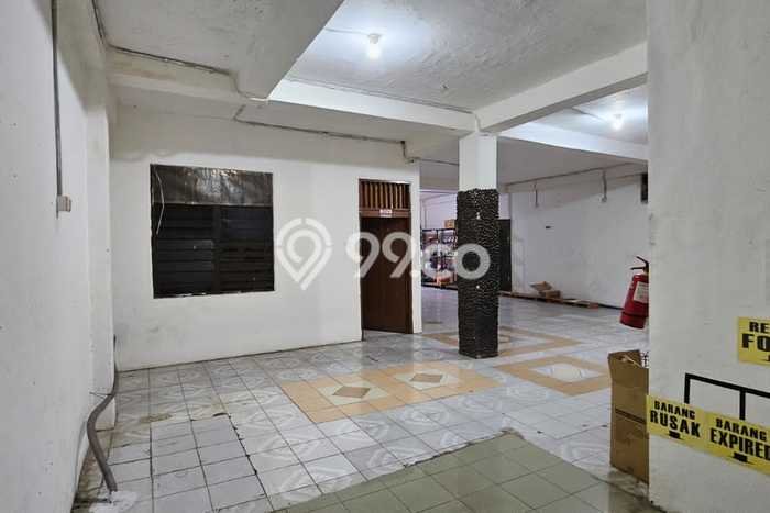 Ruko Disewakan di Area Ramai Duren Sawit, Jakarta Timur Ruko Disewakan di Area Ramai Duren Sawit, Jakarta Timur