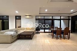 Rumah sewa siap huni 4 KT di Sunrise Garden, Jakarta Barat Rumah sewa siap huni 4 KT di Sunrise Garden, Jakarta Barat