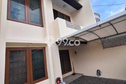 Jual Rumah Eksklusif 2 KT di Daan Mogot, Jakarta Barat Jual Rumah Eksklusif 2 KT di Daan Mogot, Jakarta Barat