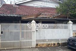 Rumah Luas Asri 3 KT Siap Pakai di Kalideres Jakarta Barat Rumah Luas Asri 3 KT Siap Pakai di Kalideres Jakarta Barat