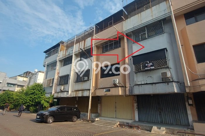Area Ramai! Ruko Dijual di Pademangan untuk Bisnis Luas Bangunan 200m2 Area Ramai! Ruko Dijual di Pademangan untuk Bisnis Luas Bangunan 200m2