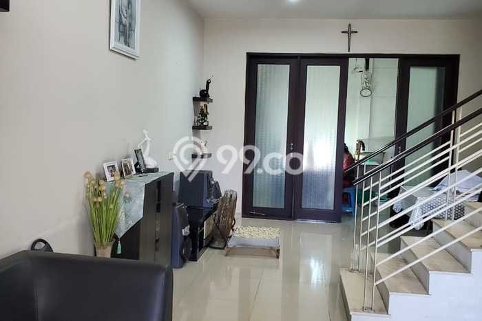 Rumah Sederhana Dijual Lokasi Bulak 3 Kamar dengan Luas Tanah 102m2 Rumah Sederhana Dijual Lokasi Bulak 3 Kamar dengan Luas Tanah 102m2